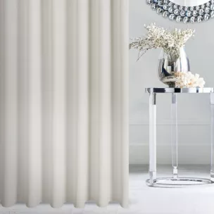 Firana szyta na taśmie fala kremowa z grubszej żorżety wykończonej obciążnikiem