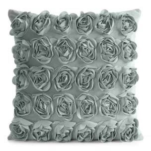 Poszewka na poduszkę 45 x 45 cm z welwetu kolor miętowy zdobiona 3D aplikacją róż ROSES Eva Minge