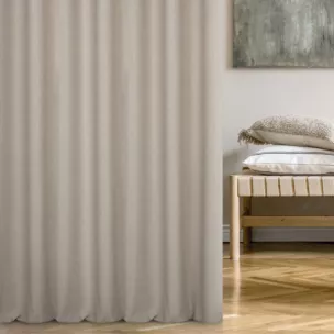 Zasłona szyta na taśmie 5 cm SHELBY jasnobeżowa z miękkiej tkaniny o naturalnym splocie i delikatnym połysku