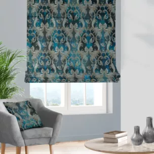 Roleta rzymska ciemnoturkusowo srebrna z ekskluzywnej tkaniny z dużym ornamentowym wzorem Italissima Eva Minge