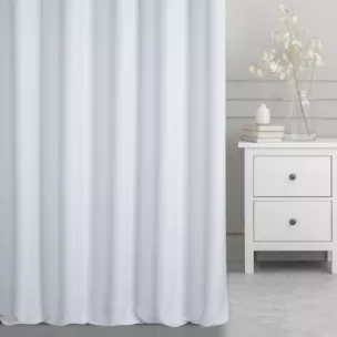 Zasłona szyta na taśmie 5 cm biała z miękkiej tkaniny o welurowej strukturze i wyraźnym splocie