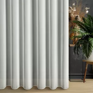 Firana szyta na taśmie fala naturalna z delikatnej w dotyku i gęstym splocie tkaniny, wykończona obciążnikiem