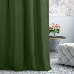 Zasłona szyta na taśmie 5 cm DORA - HIT zielona z miękkiej tkaniny o welurowej strukturze