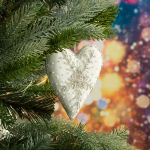 Ozdoba na choinkę SERCE zdobiona koralikami