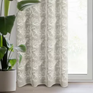 Zasłona beżowa zdobiona szenilowym haftem kwiatów z tkaniny w stylu boho 140x250 cm przelotka SUZI