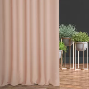 Zasłona szyta na taśmie 5 cm pudrowo różowo różowa z gładkiej tkaniny typu dimout