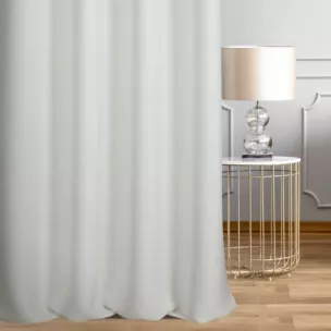 Zasłona szyta na taśmie 5 cm jasnosrebrna z tkaniny o naturalnym splocie w stylu eko