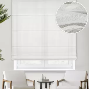 Roleta rzymska kremowa z gładkiej matowej markizety o gęstym splocie, wykończona obciążnikiem