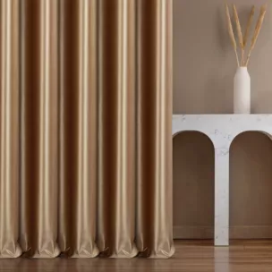 Zasłona szyta na taśmie 5 cm złota z miękkiej półmatowej tkaniny welwetowej