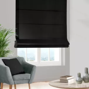 Roleta rzymska czarna z tkaniny trudnopalnej, zaciemniającej, typu blackout