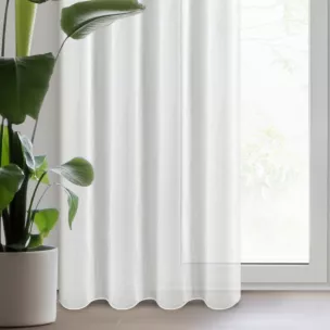 Firana kremowa z gładkiego mlecznego woalu wykończona szwem obciążającym VIOLET 500x265 cm przelotka