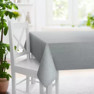 Obrus szyty INAYA srebrny z miękkiej tkaniny o naturalnym splocie w stylu ekologicznym