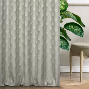 Zasłona szyta na taśmie 5 cm beżowo złota z tkaniny w elegancki geometryczny wzór z błyszczącą nicią