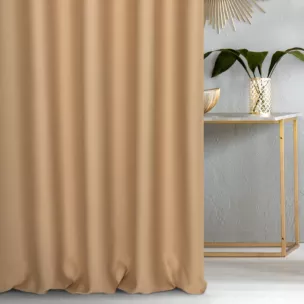 Zasłona szyta na taśmie 5 cm ciemnobeżowa z gładkiej zaciemniającej tkaniny typu dimout