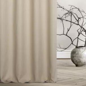 Zasłona szyta na taśmie 5 cm SHELBY beżowa z miękkiej tkaniny o naturalnym splocie i delikatnym połysku
