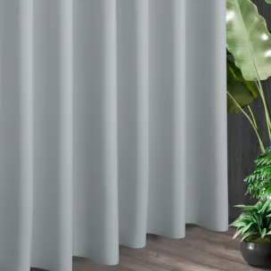 Tkanina zasłonowa gładka z gatunku blackout