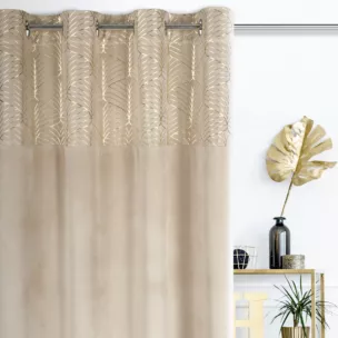 Zasłona z welwetu z ozdobnym pasem ze złotym nadrukiem w górnej części