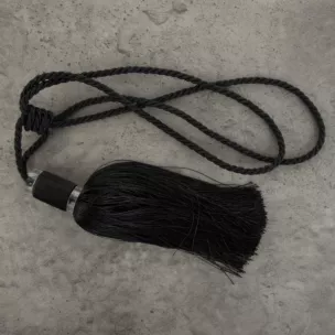 Dekoracyjny sznur do zasłon MILA z puszystym chwostem