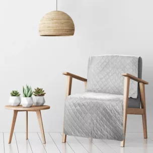 Narzuta welwetowa na fotel jasnoszara 70x160 cm pikowana metodą hot press w geometryczny wzór LUIZ 5 Design 91