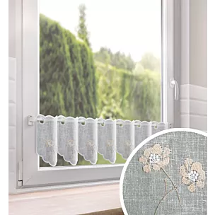 Tkanina firanowa zazdrostka zdobiona haftem roślinnym