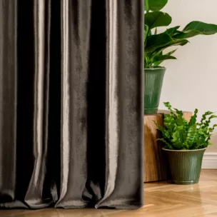 Zasłona szyta na taśmie 5 cm SAFARI brązowa z miękkiej welwetowej tkaniny z połyskiem