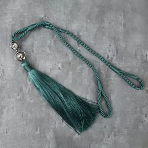 Dekoracyjny sznur do zasłon IDA upinacz z chwostem i metalowymi koralikami