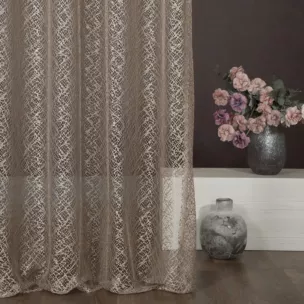 Firana beżowa o strukturze pajęczej sieci 140x250 cm przelotka AMANDA