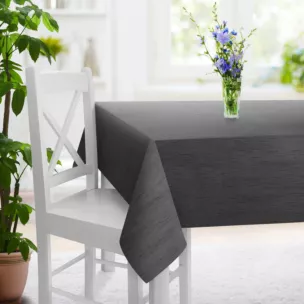 Obrus szyty szary z tkaniny welwetowej w pionowe prążki, wykończona obciążnikiem