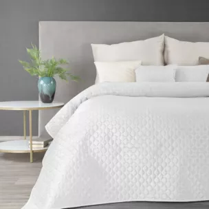 Narzuta welwetowa biała 170x210 cm pikowana w geometryczny wzór metodą hot press DIMON