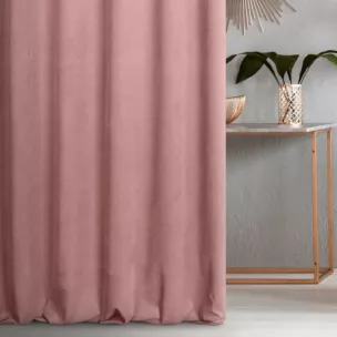 Zasłona szyta na taśmie 5 cm ciemnoróżowa z miękkiej strukturalnej tkaniny welwetowej