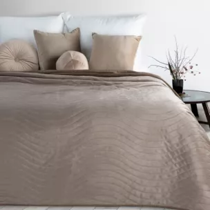 Narzuta welurowa beżowa 170x210 cm pikowana metodą hot press wzór falisty LUIZ 10 Design 91