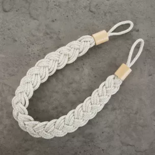 Dekoracyjny sznur do zasłon KAYLA pleciony w wzór warkocza