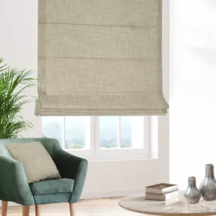 Roleta rzymska ciemnokremowa o naturalnym, luźnym splocie w stylu eko