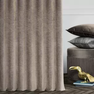 Zasłona szyta na flexach beżowa miękka, szenilowa tkanina o wyraźnym splocie i delikatnym połysku, mieniąca się w dwóch odcieniach