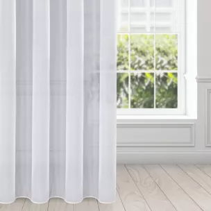 Firana biała z gładkiego mlecznego woalu wykończona szwem obciążającym VIOLET 400x220 cm taśma