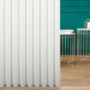 Firana szyta na taśmie 5 cm kremowa z miękkiej półprzezroczystej tkaniny z efektem deszczyku, wykończona obciążnikiem