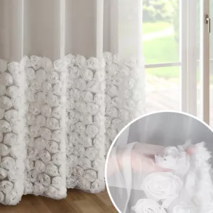 Zasłona biała zdobiona pasem aplikacji róż 3D 140x250 cm przelotka ROSES Ewa Minge