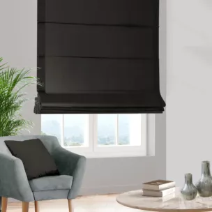 Roleta rzymska ciemnobrązowa z tkaniny trudnopalnej, zaciemniającej, typu blackout