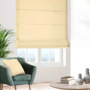 Roleta rzymska kremowa z miękkiej tkaniny o welurowej strukturze