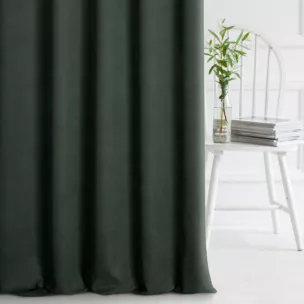 Zasłona szyta na flexach ciemnozielona z miękkiej tkaniny o welurowej strukturze