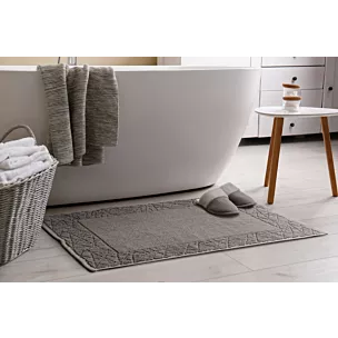 Dywanik łazienkowy NIKA z bawełny, dobrze chłonący wodę z geometrycznym wzorem wykończony błyszczącą nicią