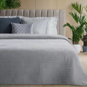 Narzuta szenilowa srebrna 170x210 cm pikowana metoda hot press - GLORI