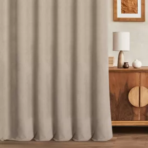 Zasłona szyta na taśmie 5 cm jasnobrązowa z miękkiej w dotyku tkaniny szenilowej