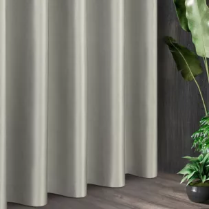 Tkanina zasłonowa lekka satyna z wyraźnym połyskiem