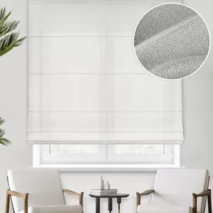 Roleta rzymska biała z drobnej siateczki, wykończona obciążnikiem