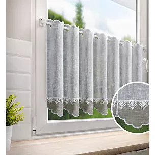 Tkanina firanowa zazdrostka z etaminy zdobiona haftem