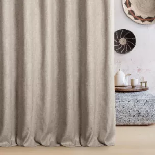 Zasłona szyta na taśmie 5 cm jasnobrązowo beżowa z matowej tkaniny o grubym splocie z efektem melanżu