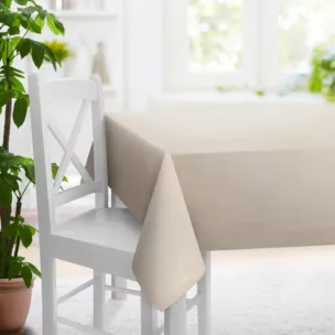 Obrus na wymiar kremowy z miękkiej półmatowej tkaniny welwetowej