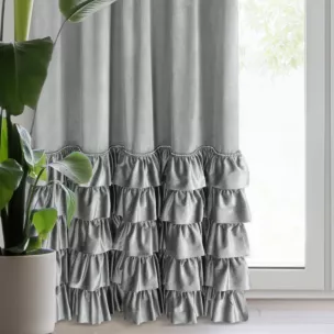 Zasłona welwetowa srebrna zdobiona falbanami i lśniącymi akcentami 140x250 cm taśma - CARLI