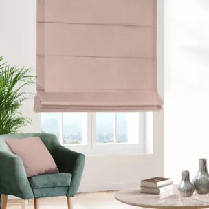 Roleta rzymska LUXOR pudrowo różowa z eleganckiej lśniącej tkaniny o drobnym splocie